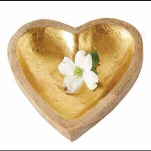 Bloomingville Mango Wood Heart Bowl with Gold Leaf 8” made in India in box